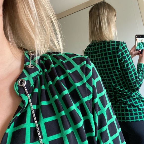 Michael Kors xs dress shirt - Picture 8 of 8